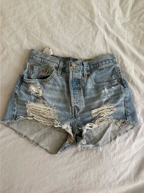Levi’s Distressed Light Blue Denim Women’s Shorts